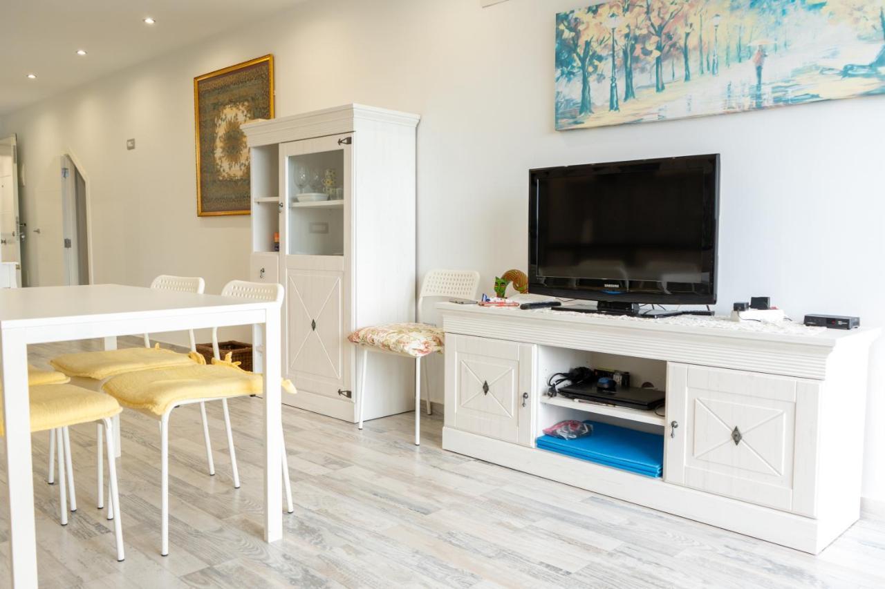 Apartment Mareverde Complex Whit Diffuse Pool And Chiringuito Costa Adeje (Tenerife)